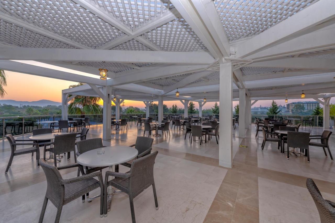 Lake River Side Hotel Spa Ngoại thất bức ảnh