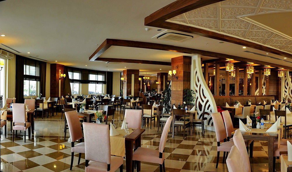 Lake River Side Hotel Spa Ngoại thất bức ảnh